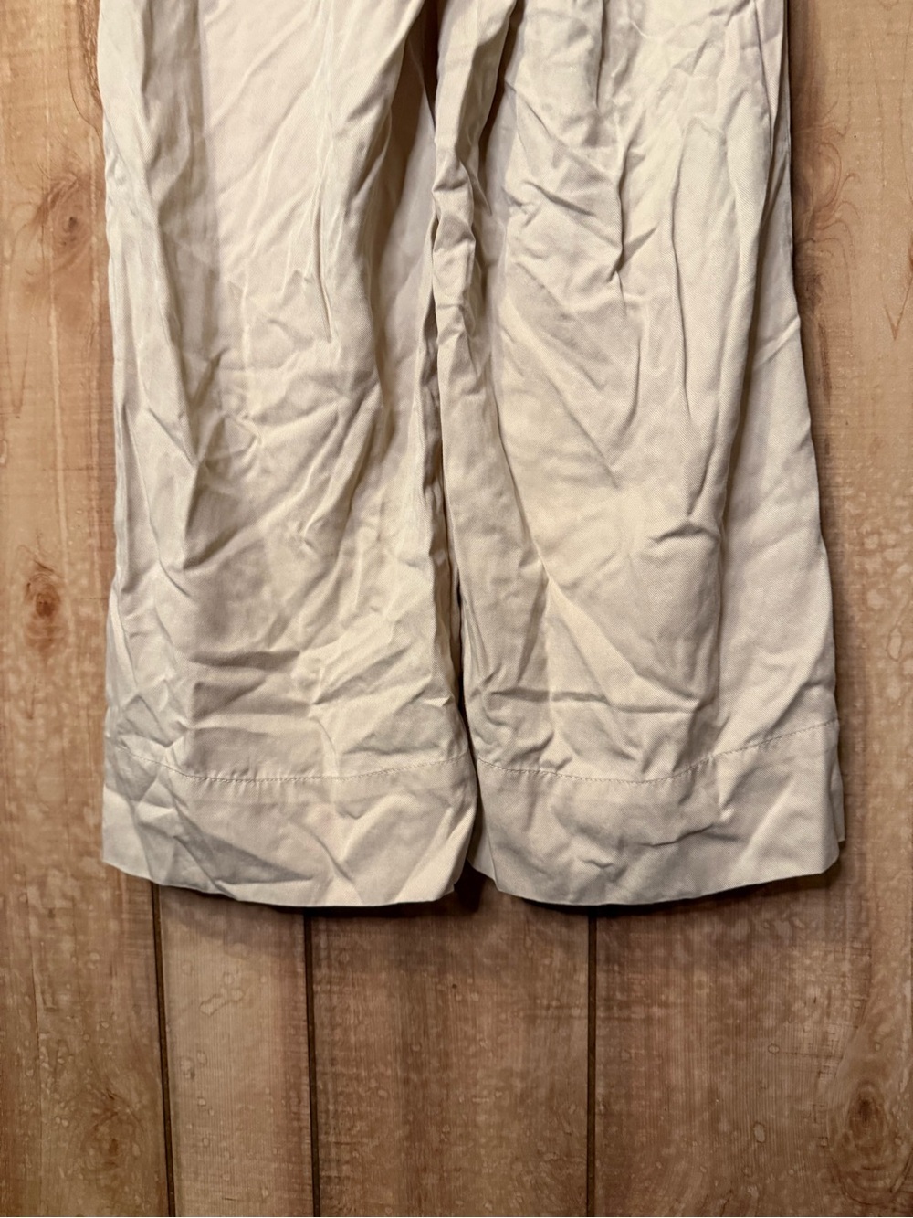 Marine Layer Katy Sleeveless
Jumpsuit 100% Tencel - Picture 9 of 12